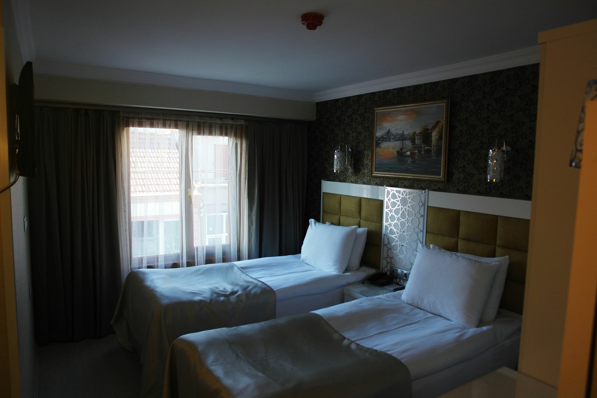 Istanbul River Hotel Exteriör bild