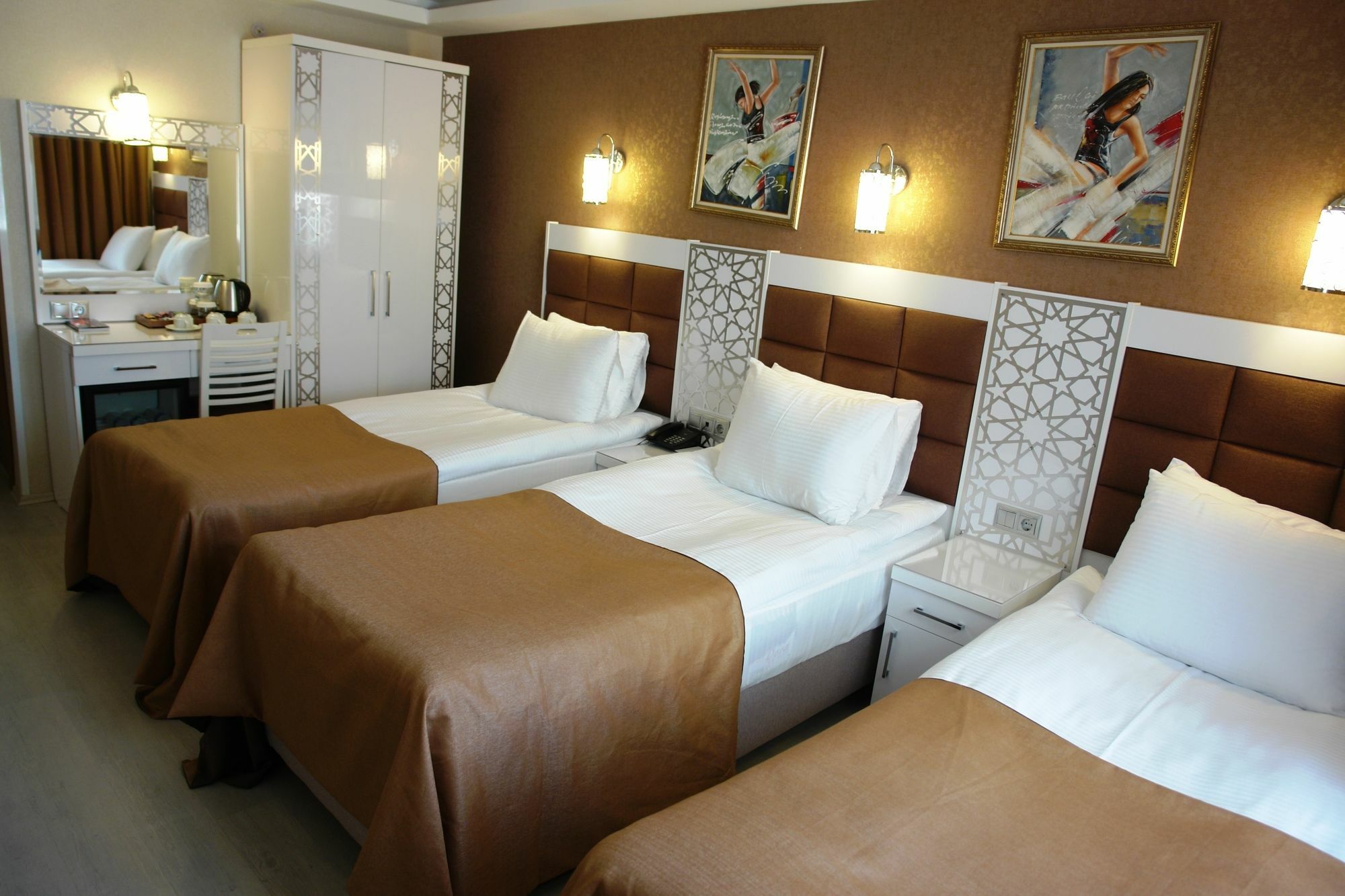 Istanbul River Hotel Exteriör bild