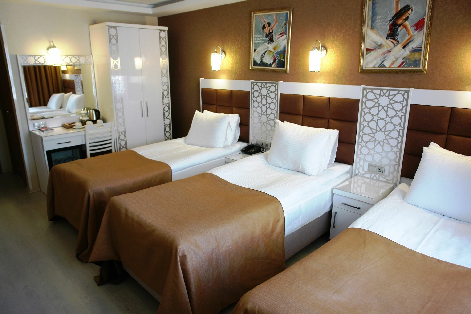 Istanbul River Hotel Exteriör bild