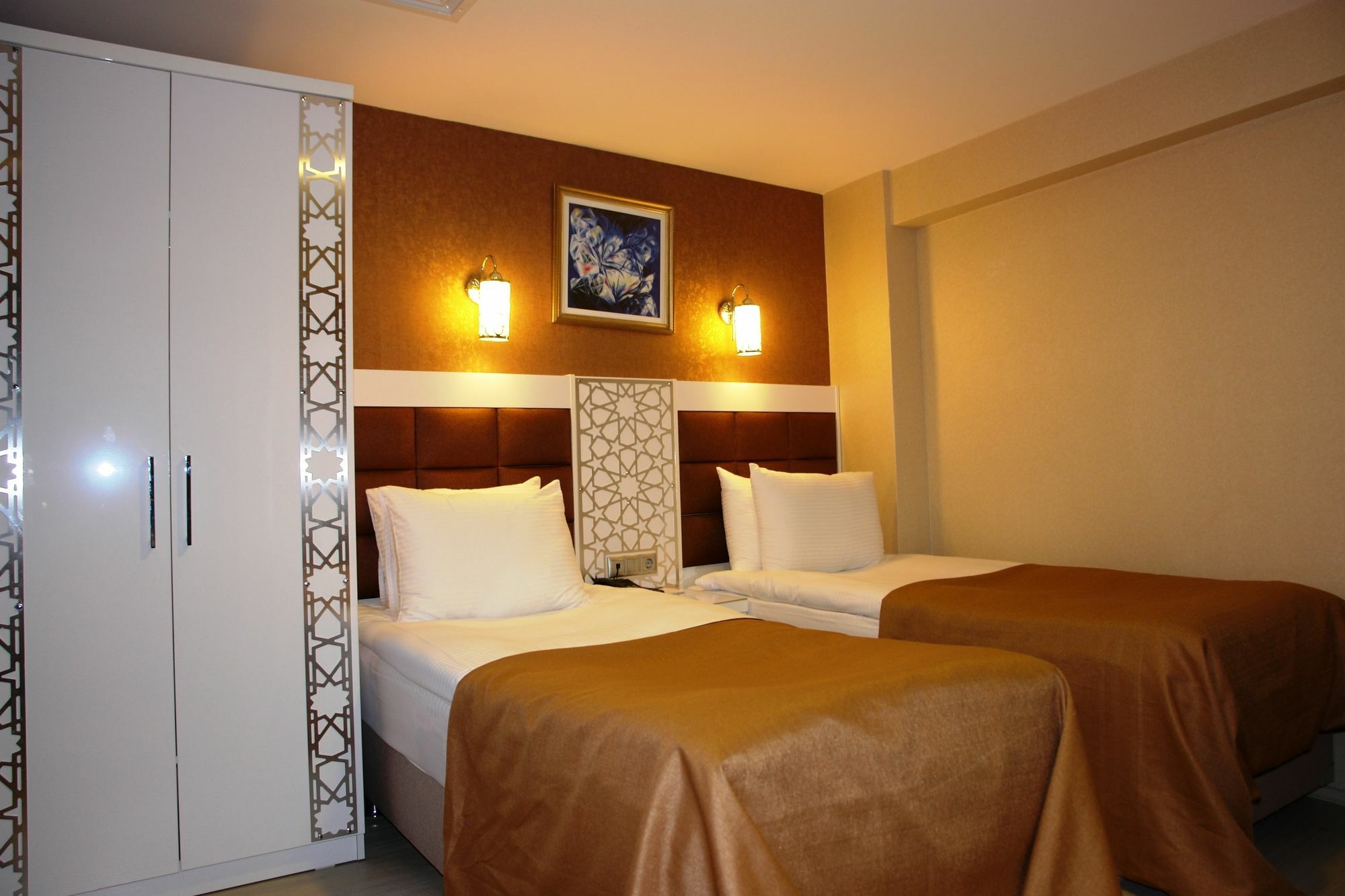 Istanbul River Hotel Exteriör bild