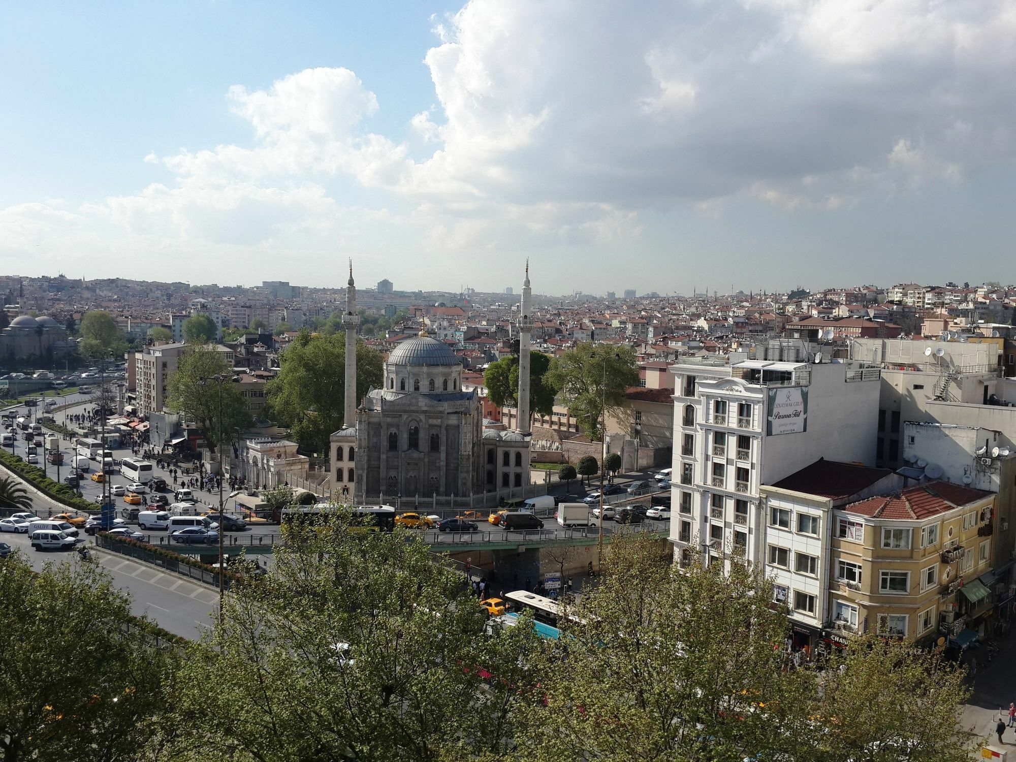 Istanbul River Hotel Exteriör bild